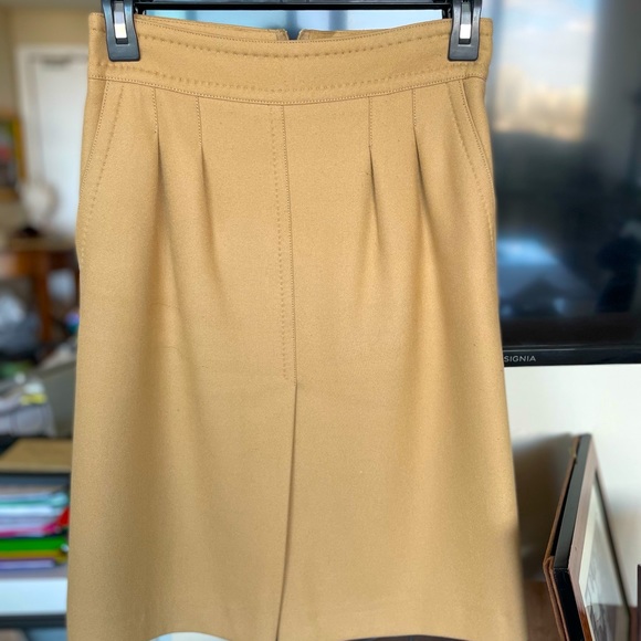 Skirt Zara Size X Small Camel - Picture 3 of 6